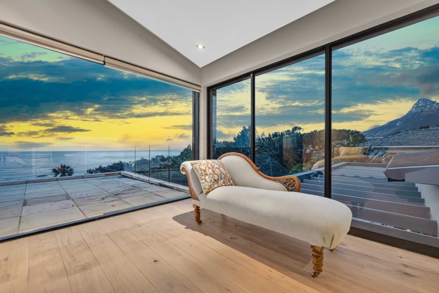 5 Bedroom Property for Sale in Camps Bay Western Cape